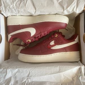*SOLD* Nike Air Force 1 Prem